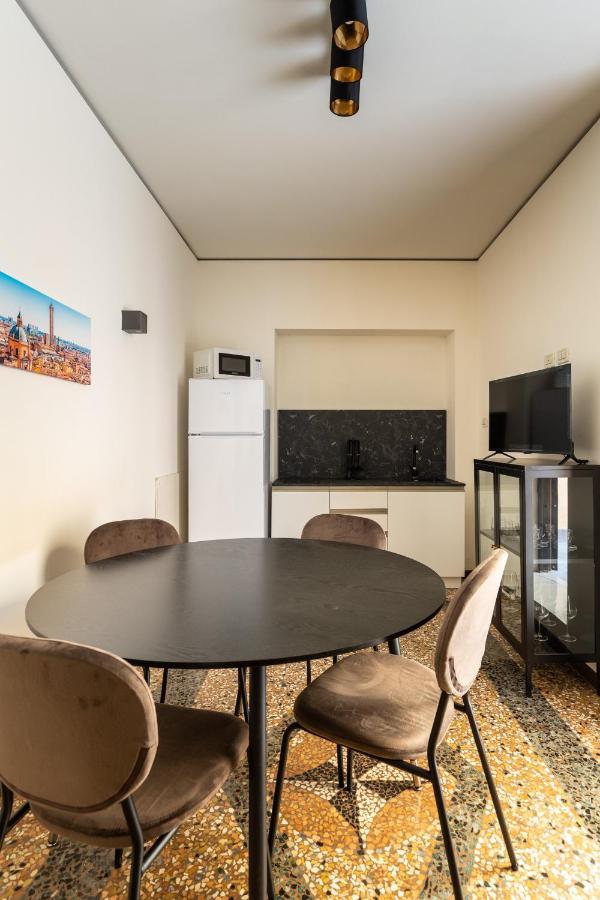 בולוניה Casa Ambrosini Apartments By Wonderful Italy מראה חיצוני תמונה