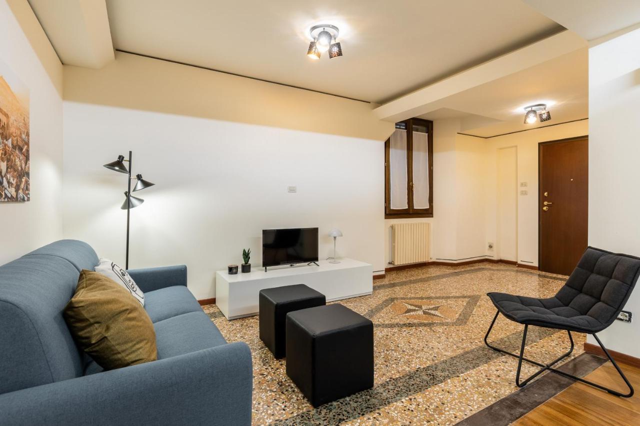 בולוניה Casa Ambrosini Apartments By Wonderful Italy מראה חיצוני תמונה